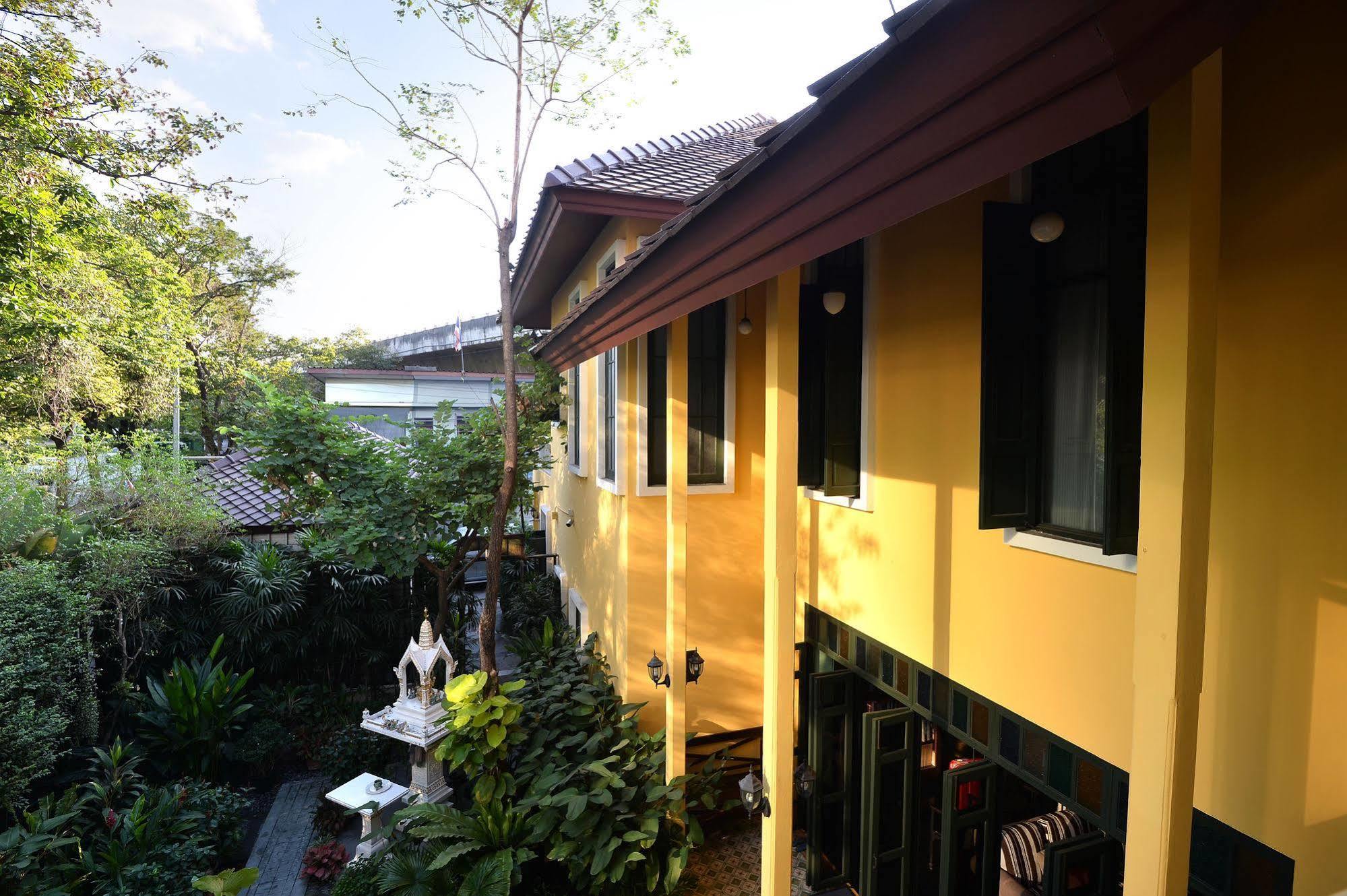 Baan Pra Nond Bed & Breakfast Bangkok Exterior photo